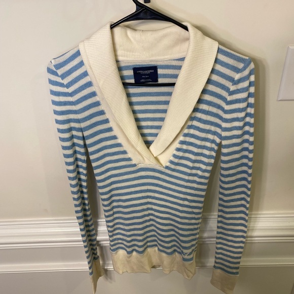 American Eagle Blue and Cream Collared V-Neck Striped Sweater Women’s Size M - Picture 5 of 11
